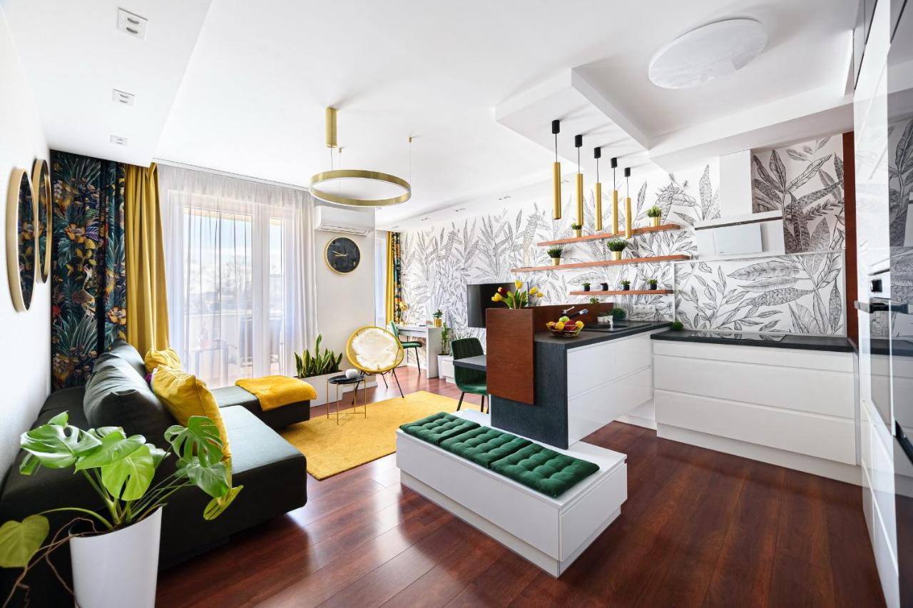 Hid19 Apartman Gyor Belvaros-Free Parking-Terrace Az Rq Vizi Elmenypark Es Gyogyfuerdonel エクステリア 写真