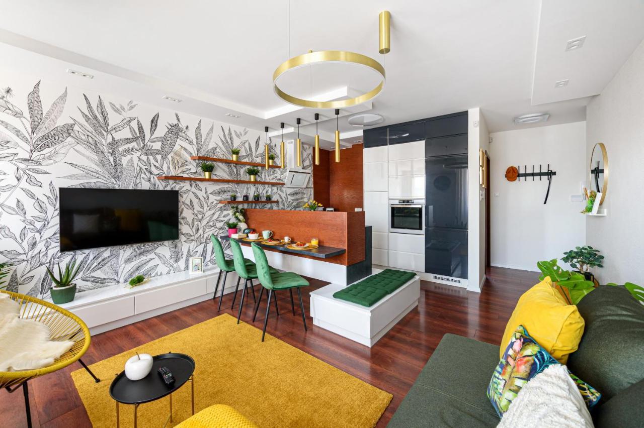 Hid19 Apartman Gyor Belvaros-Free Parking-Terrace Az Rq Vizi Elmenypark Es Gyogyfuerdonel エクステリア 写真